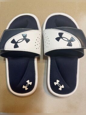 Under Armour Navy and White Kids Slide Sandals
